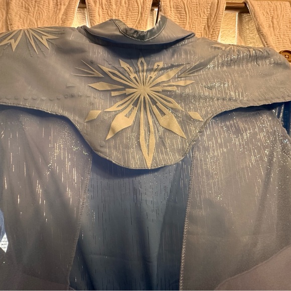 Disney Elsa Costume Frozen 2 size 9-10 - Picture 7 of 8